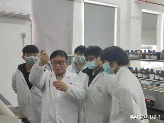 武漢工程大學900萬元專利轉(zhuǎn)讓成果創(chuàng)科研轉(zhuǎn)化新高